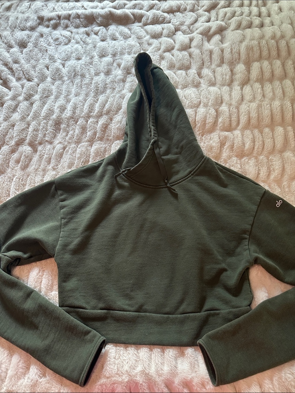 Alo Yoga Peak Cutout Women’s Cropped Hoodie - Olive Green Medium - Picture 4 of 8
